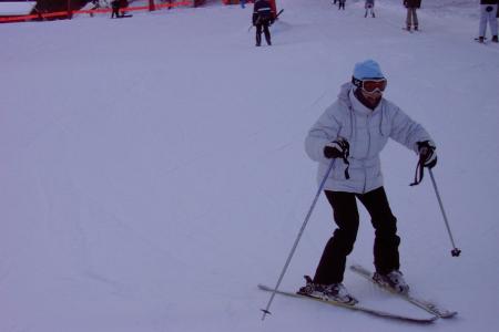 moi, pas très rassurée sur les skis !